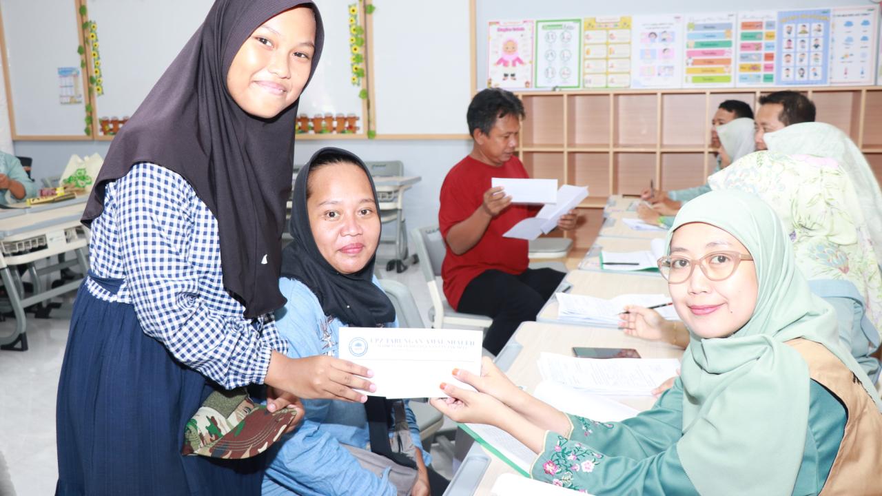 UPZ Tabungan Amal Sholeh Madrasah Pembangunan UIN Jakarta Salurkan Bantuan Pendidikan Rp91,55 Juta kepada 256 Pelajar